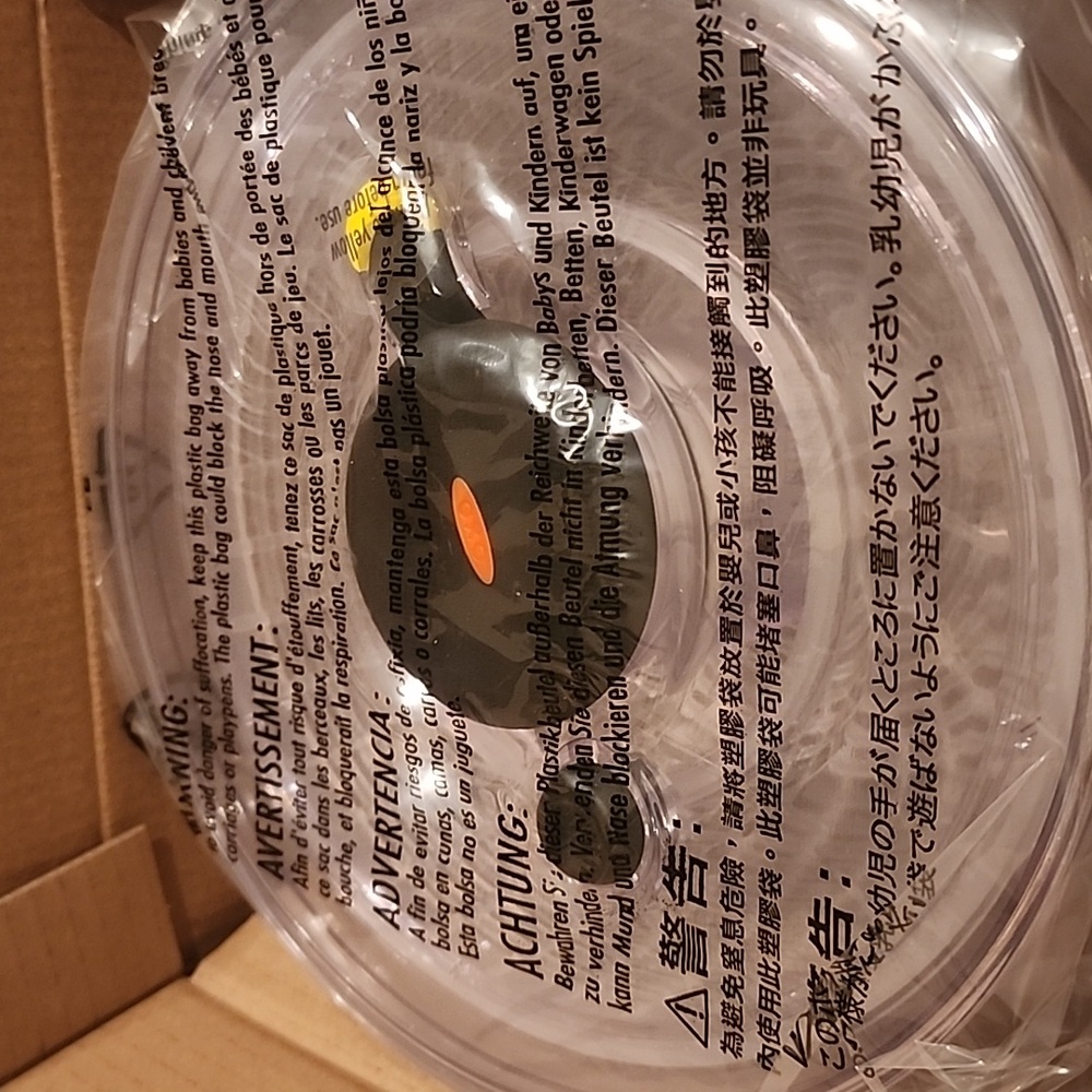 OXO Salad and Herb Spinner - Picture 5 of 5